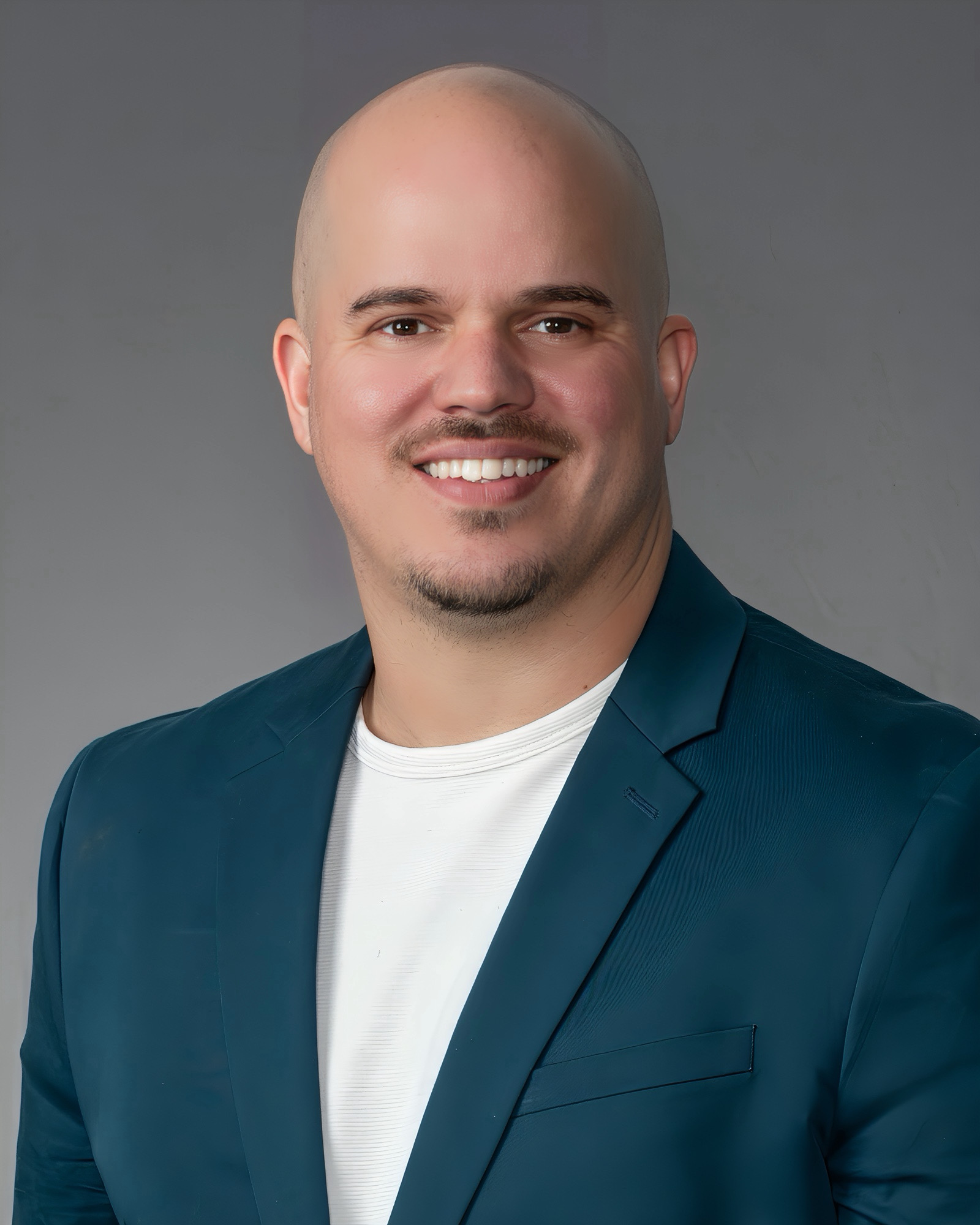 Dr. Efren Diaz — The AI Consult